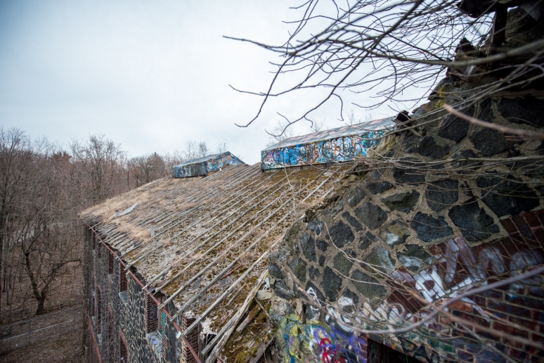 Urban Exploration | Urban Decay | New York City Farm Colony | Staten Island | Photography | Architecture | Graffiti